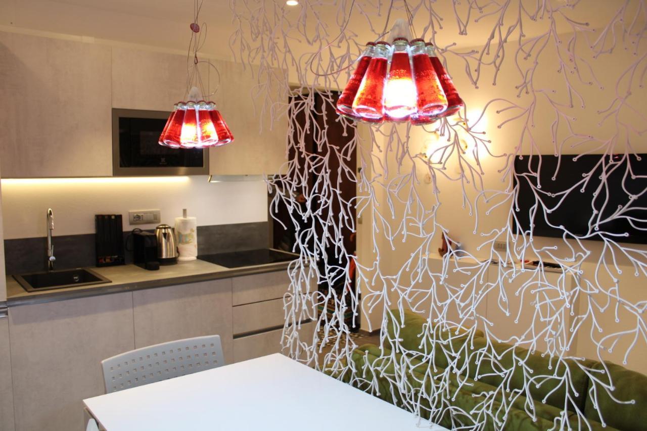 L'Atelier du Temps - Maison Maillet Aoste Extérieur photo