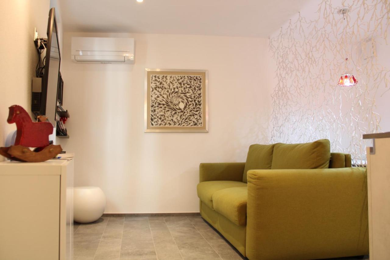 L'Atelier du Temps - Maison Maillet Aoste Extérieur photo